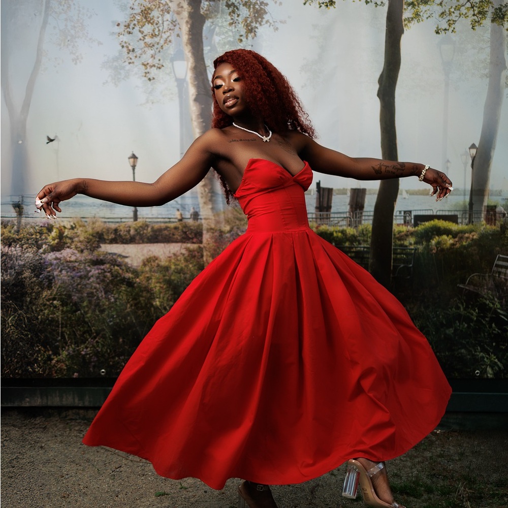 Elegant Red Strapless Dress